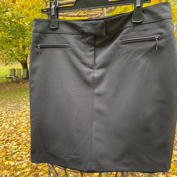 BLACK MINI SKIRT - Picture 2 of 3